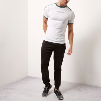 White muscle fit green tipped T-shirt